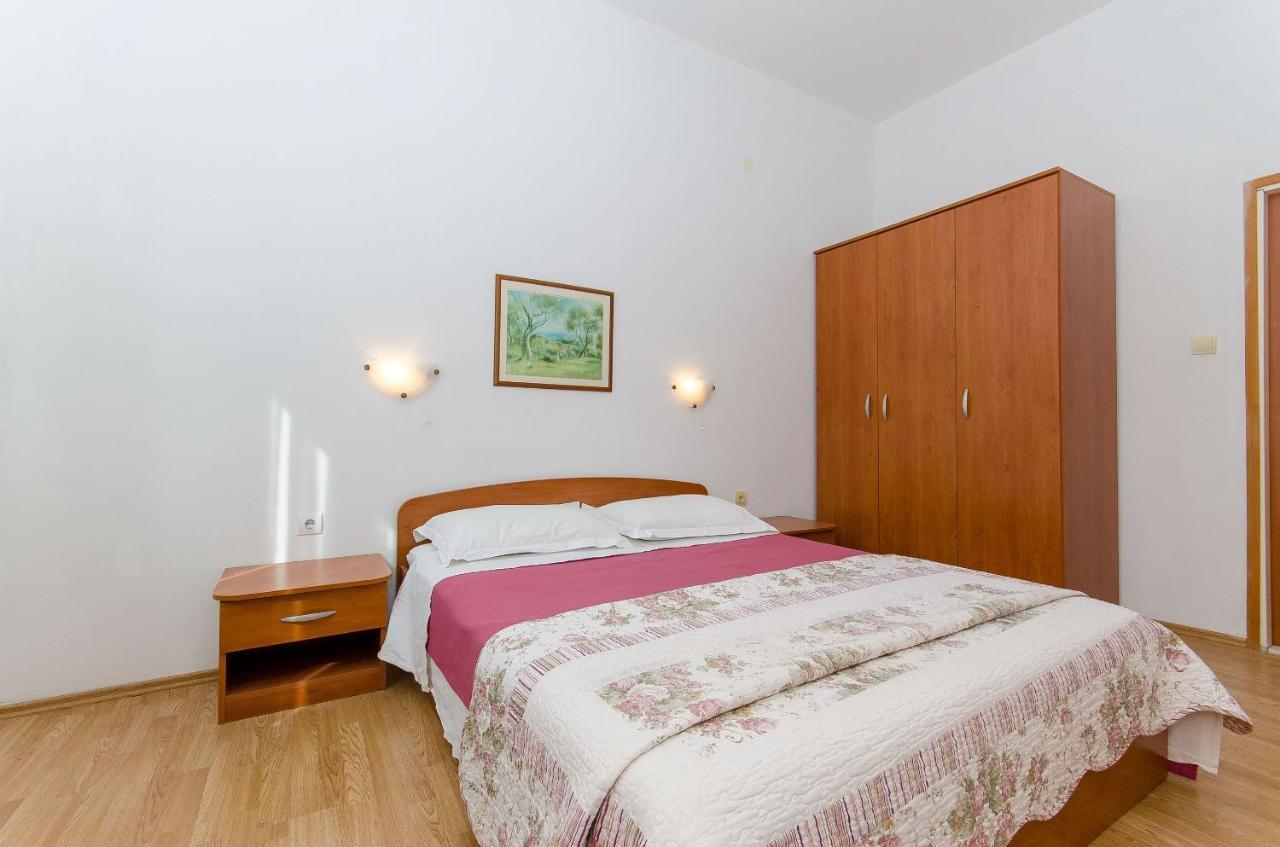 Apartments Ivanka Вис Экстерьер фото