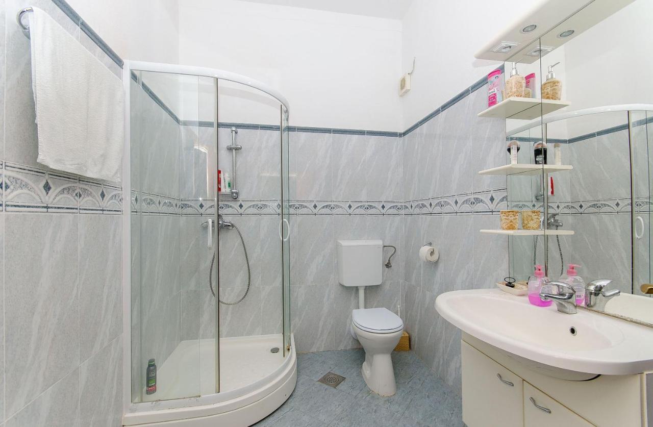 Apartments Ivanka Вис Экстерьер фото
