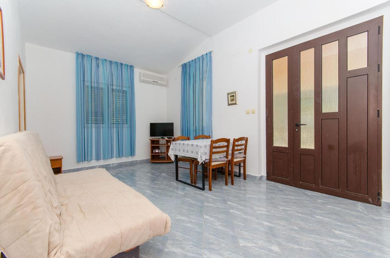Apartments Ivanka Вис Экстерьер фото