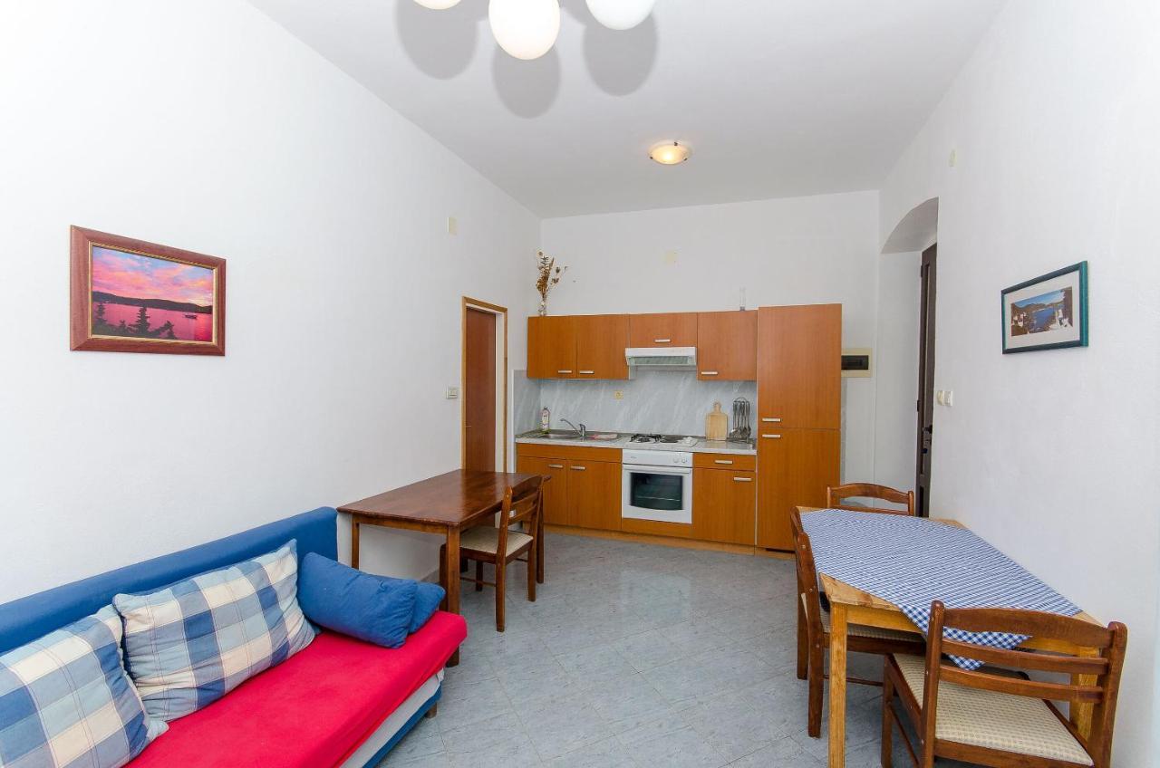 Apartments Ivanka Вис Экстерьер фото