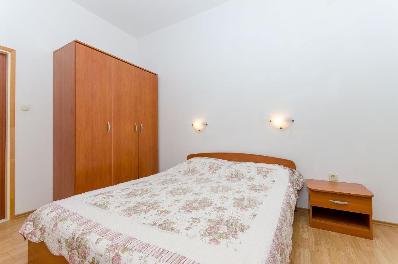 Apartments Ivanka Вис Экстерьер фото